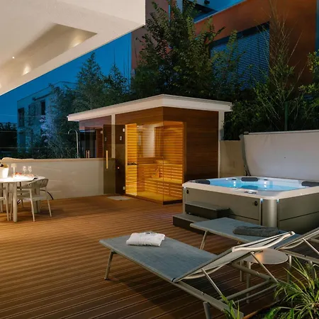 The Q Whisper Appartement *